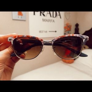 Authentic Women’s Ray-Ban Sunglasses